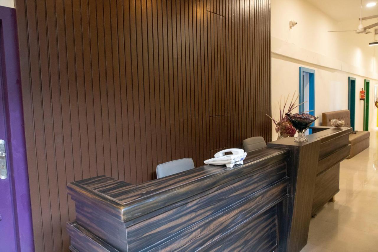 Empire Royale Hotel مومباي المظهر الخارجي الصورة